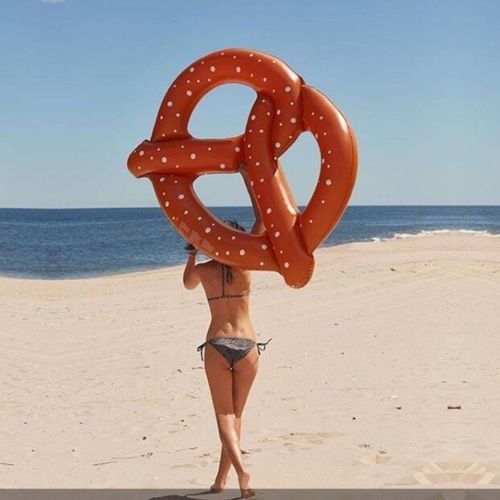 Großes Brot Wasser Spaß PVC aufblasbare Pretzel Float Ring Schwimmbad Schwimmbad für Erwachsene