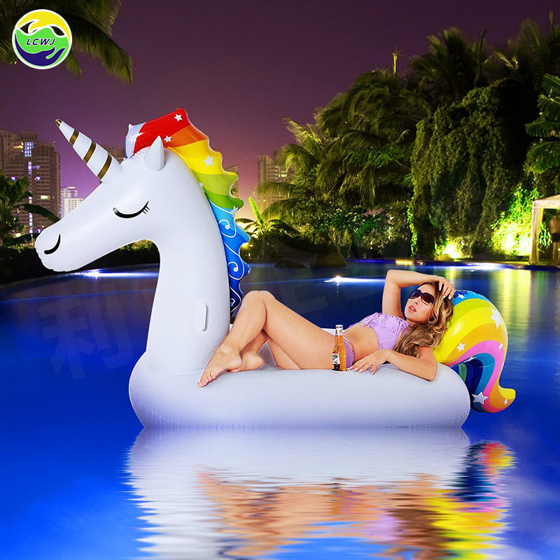 China Fabrik Direktverkauf See Wasser Große Süßigkeiten aufblasbare Einhorn Strandschwimmer