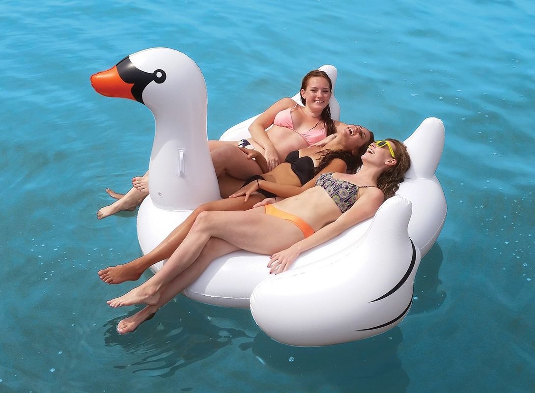 Großes aufblasbares Schwimmbad Float Weißer Schwan Floatie Spielzeug 190 X 190 X 130CM