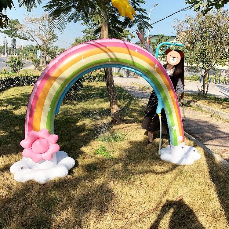 Aufblasbare Riesenstrandkugel Sprinkler 6 Fuß Wasser Regenbogenbogen Spielzeug für Kleinkinder