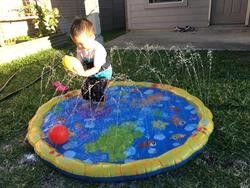 Außenterrasse Hinterhof aufblasbarer Sprinkler Spielzeug Sommer Spaß Splash Spiel Mat für Kleinkinder